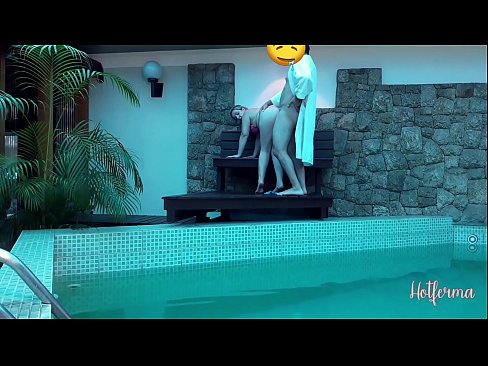 ❤️ Boss invites maid to the pool, but couldn't resist a hot ❤️ Porn video at us ❌️